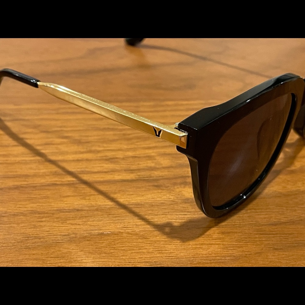 Gentle Monster Absente 01 Oversized Black Sunglasses w/ Case - Picture 4 of 8